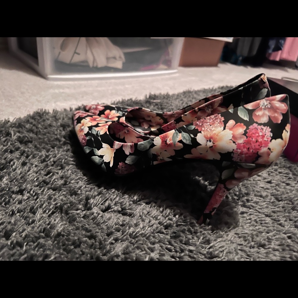 Flowered Heels